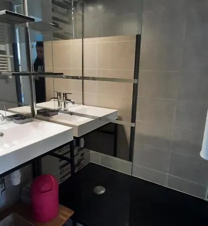Vue Magique Sur La Marina - En Duplex, Les Pieds Dans L'eau Apartment *