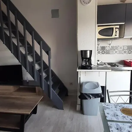 Vue Magique Sur La Marina - En Duplex, Les Pieds Dans L'eau